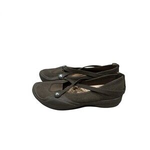 CROCS Celeste Canvas Chocolate Women's Size 9 Ballet Flats Mary Jane Shoes